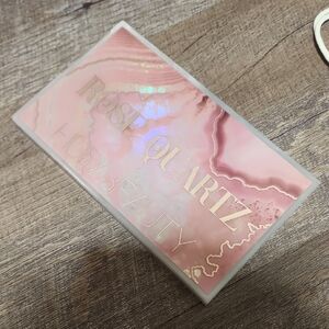 HUDA BEAUTY Rose Quartz Palette